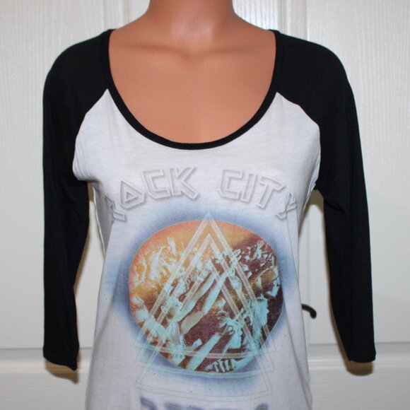 NEW! EXPRESS Sz SMALL Black & White Rock City Rebel Scoop Neck Raglan Tee Top - Picture 2 of 12